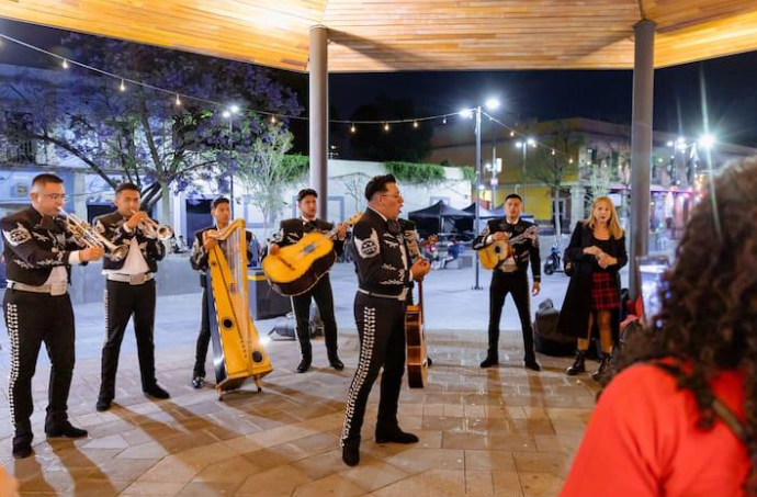 Tour Nocturno en Plaza Garibaldi con Mariachis en Ciudad de México